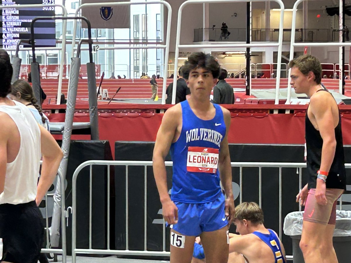 RobertLXCTF's tweet photo. New Balance Nationals Indoor 2026
Heat 12/14 Championship Mile 
4:12.81 - 27th
Great experience, super packed race, closed in 29 seconds for last 200! https://t.co/1ZRY7p7wiW