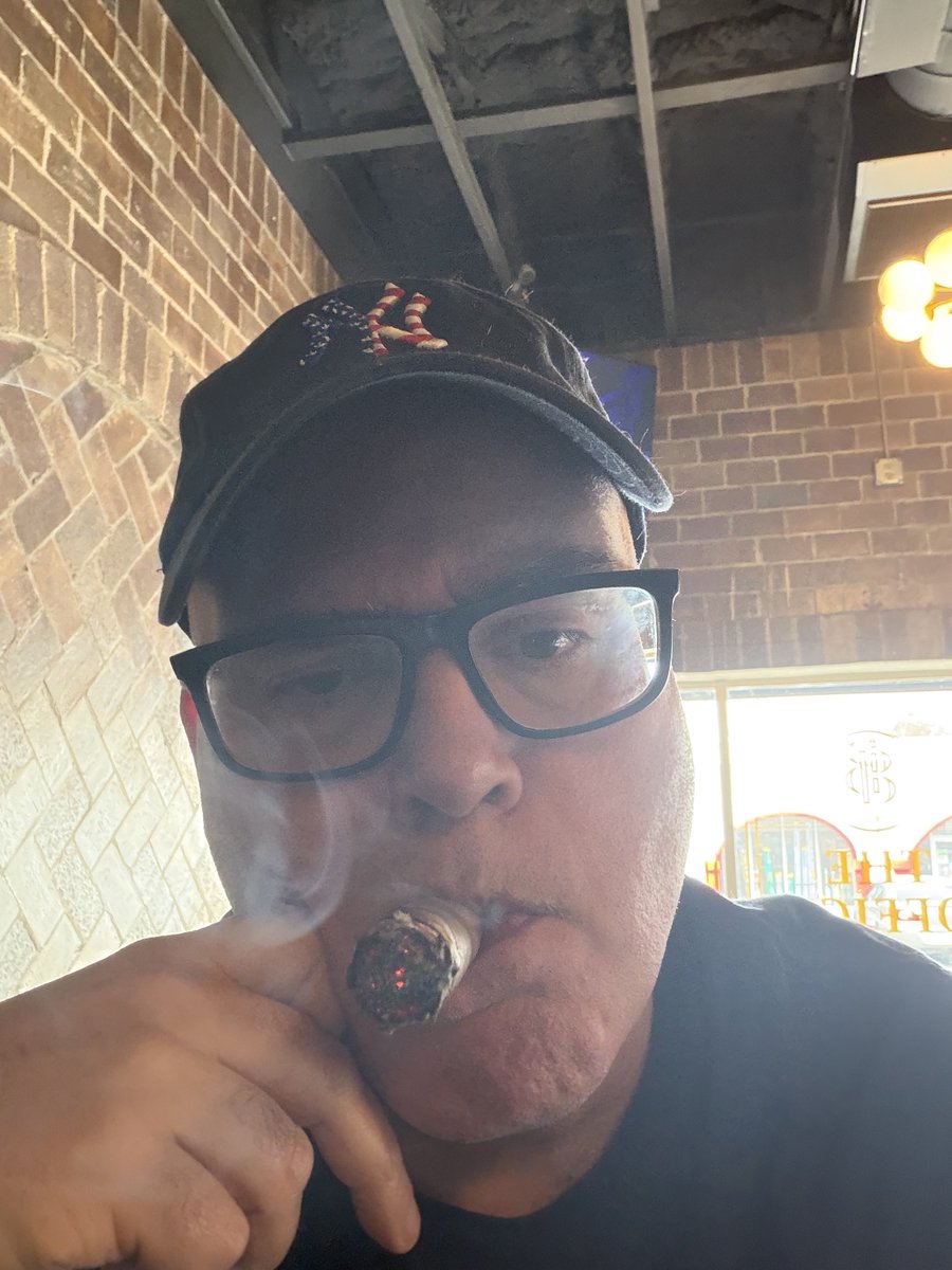 Anthony Nolie. pronoun F/U tweet media