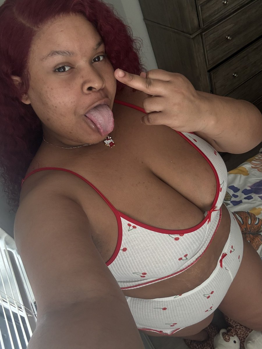 YourFavoritePlusSizeFairy🧚🏼🦄 tweet media