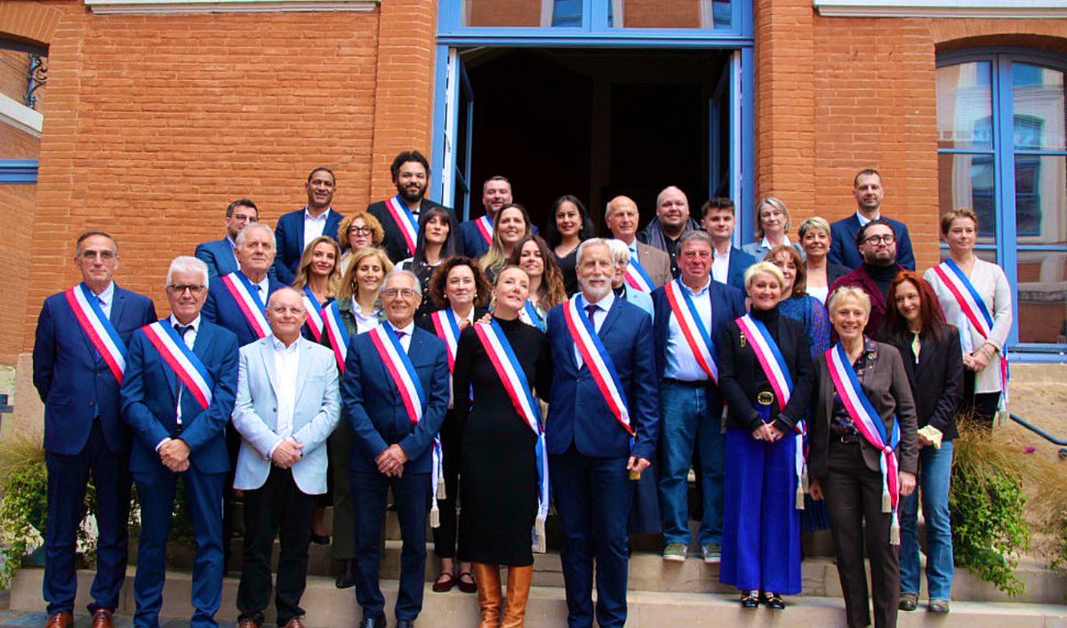 TorrensCedric's tweet photo. ➡️ Séance d’installation du nouveau conseil municipal de Montauban.

➡️ Merci aux Montalbanais et aux Montalbanaises pour leur confiance accordée à l’union des droites 🇫🇷

➡️ Félicitations à notre nouveau maire, Didier Lallemand.

➡️ Maintenant, au travail !

#Montauban #Monpartimontauban