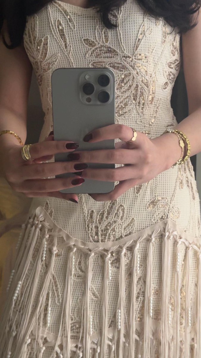 November Vibe tweet media