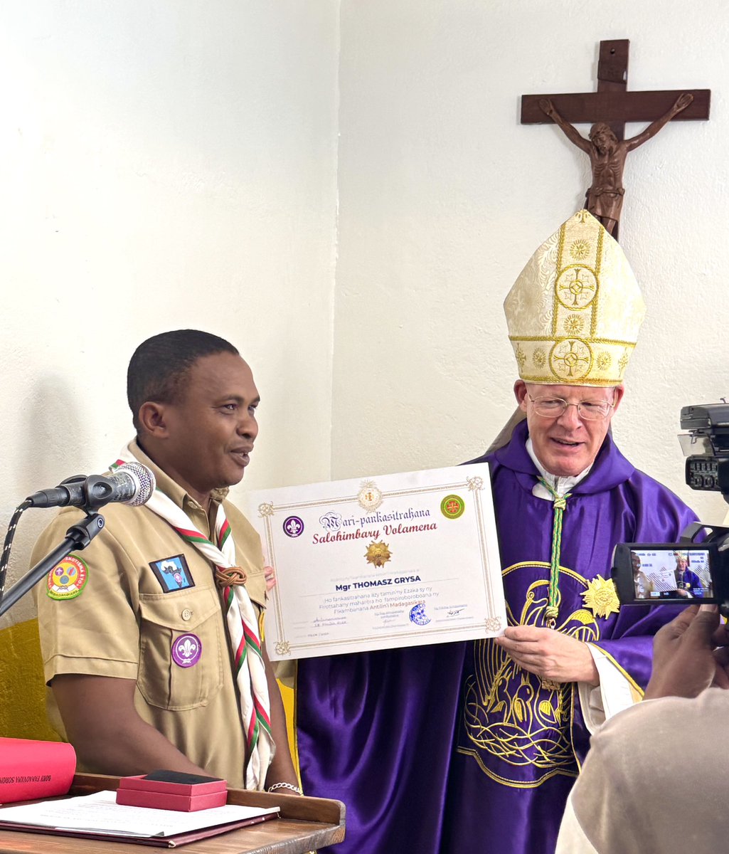 𝐅𝐫𝐚𝐧𝐜𝐤 𝐑𝐀𝐌𝐀𝐍𝐀𝐑𝐈𝐕𝐎 𝐉𝐫 tweet media