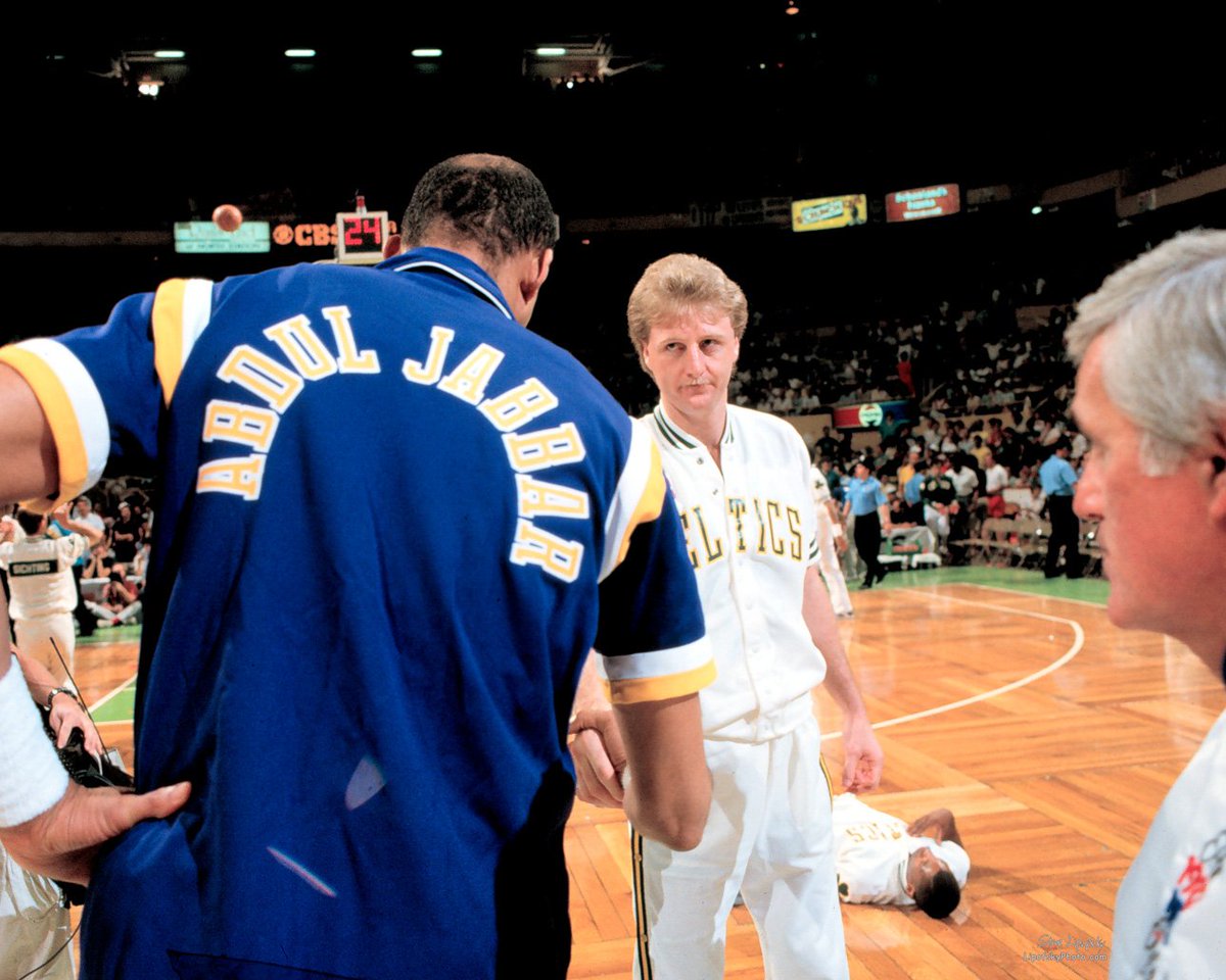 Skyhook Mag tweet media