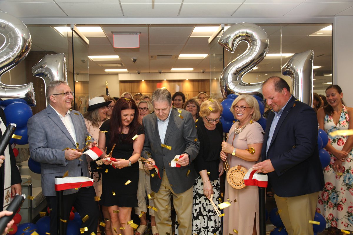 PolishSlavicFCU's tweet photo. A little throwback to 2021 when our 7th New Jersey PSFCU branch opened in Fairfield, NJ!
#50thanniversary #psfcu https://t.co/wlfUwu1h5C