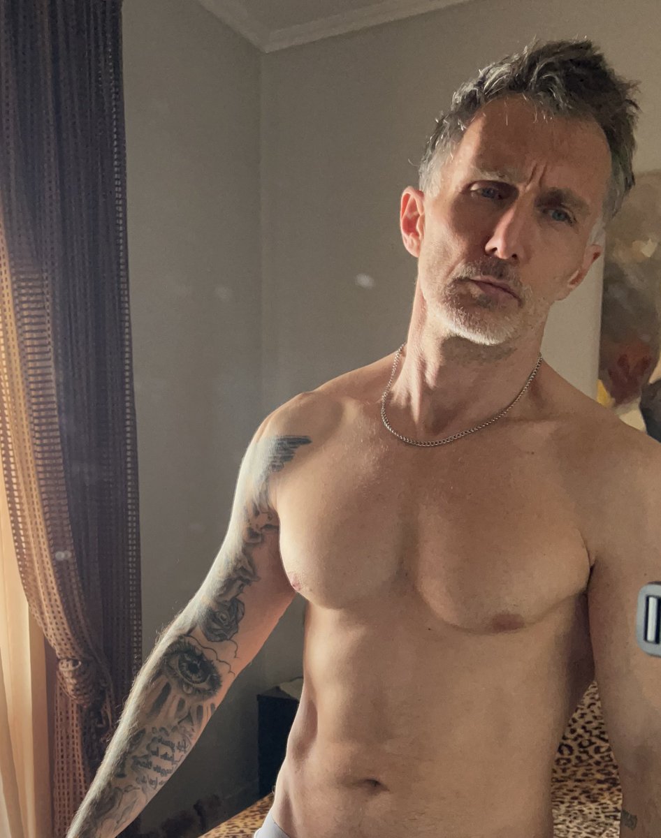 Tassos ©️ tweet media