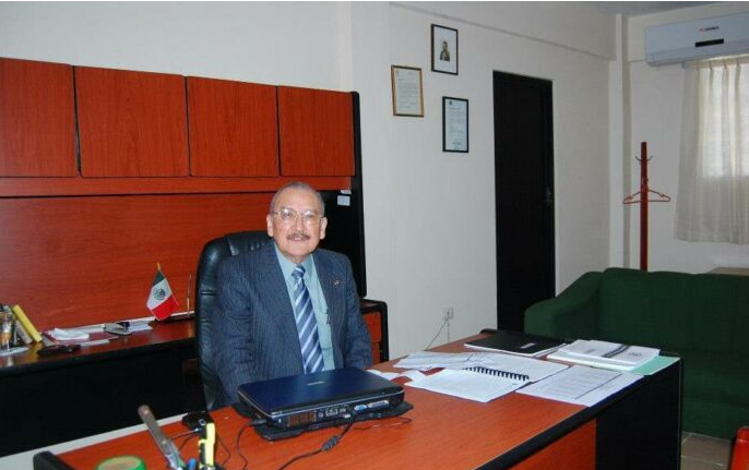 Espejo del Poder tweet media