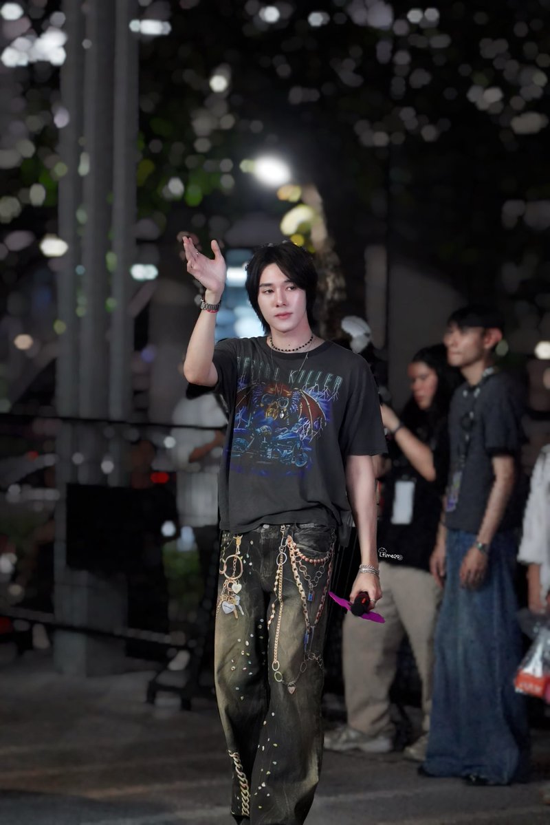 สาววายกู้กรุงศรี ᵕ̈ tweet media