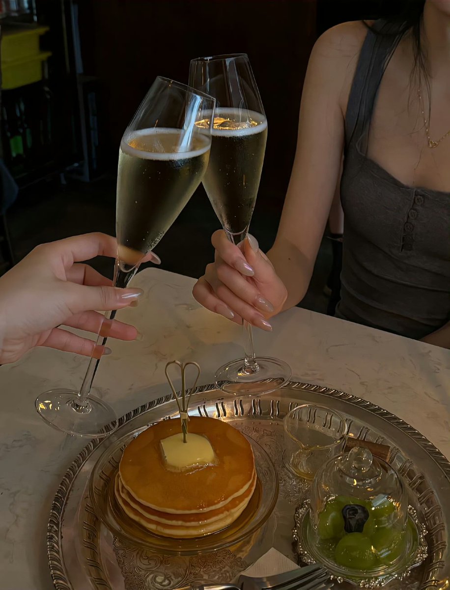 hellen cuevas tweet media