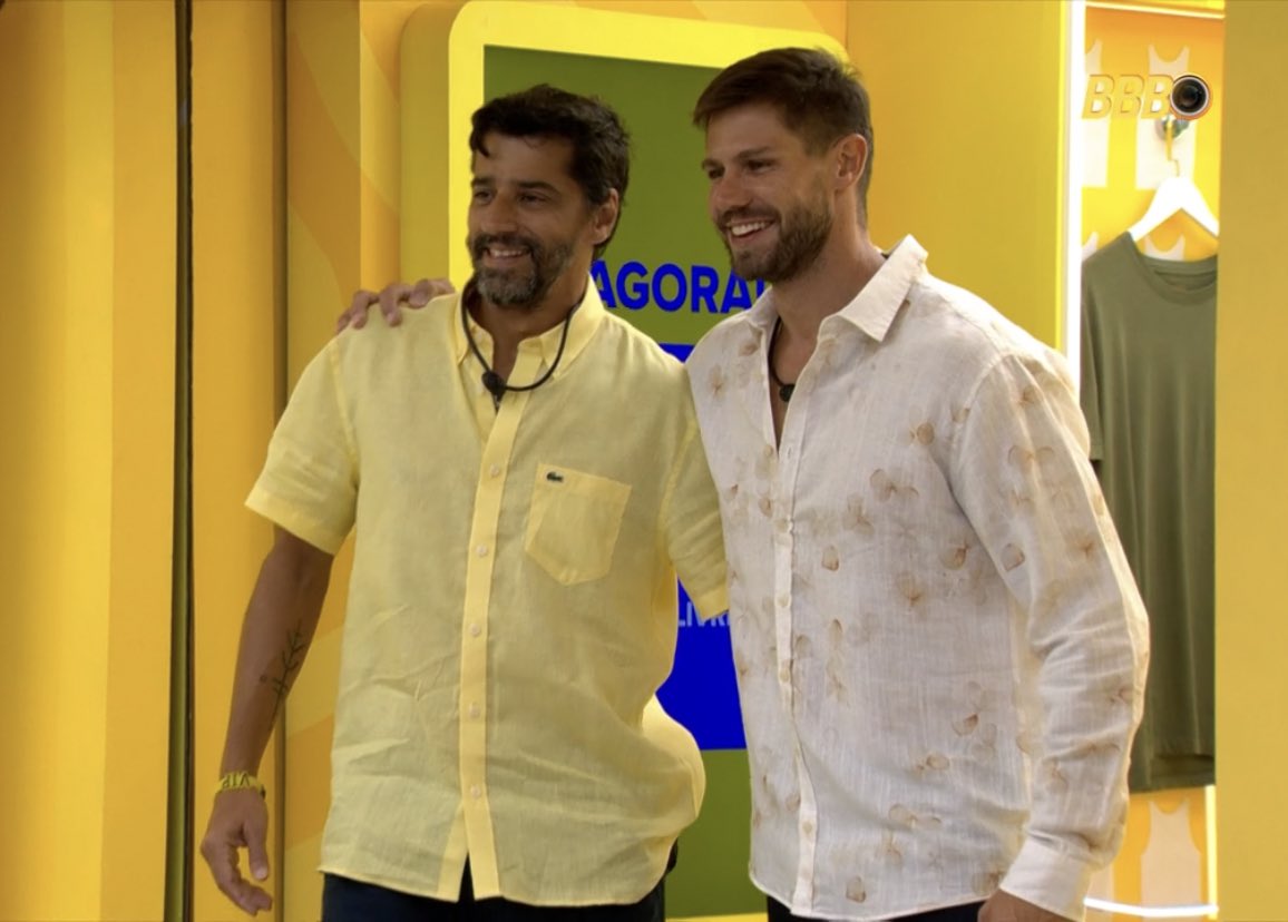 aninha_hablou's tweet photo. Alberto voltou pq tinha um propósito...vai sair amado e jamais um vilão
Vc foi amigo, foi valente, foi humano, foi herói. Vc foi vc e ganhou o coração de 1M de pessoas aqui fora e vai ser mais amado ainda. Obrigada por voltar pro bbb pra gente torcer pra vc❤️ https://t.co/uW1Gy4wPNi