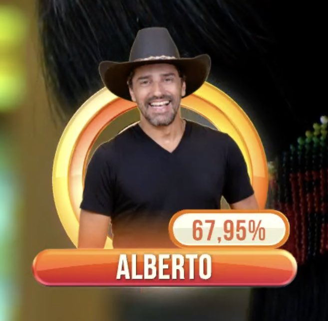 ReiDaVotacao's tweet photo. QUEM FEZ PARTE DOS 67,95% COMENTA AQUII, ME SEGUE VOU SEGUIR TODOS VOCÊS!!! VAMOOOOS SE UNIR🤍 RT AQUI https://t.co/Ib7BxwyUu6