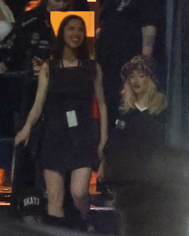 LilMexicanGirlWhoBeCryin tweet media