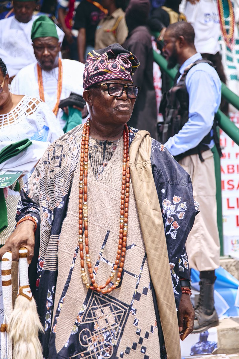 BabyGirl Photographer(TikhorsBrand) tweet media