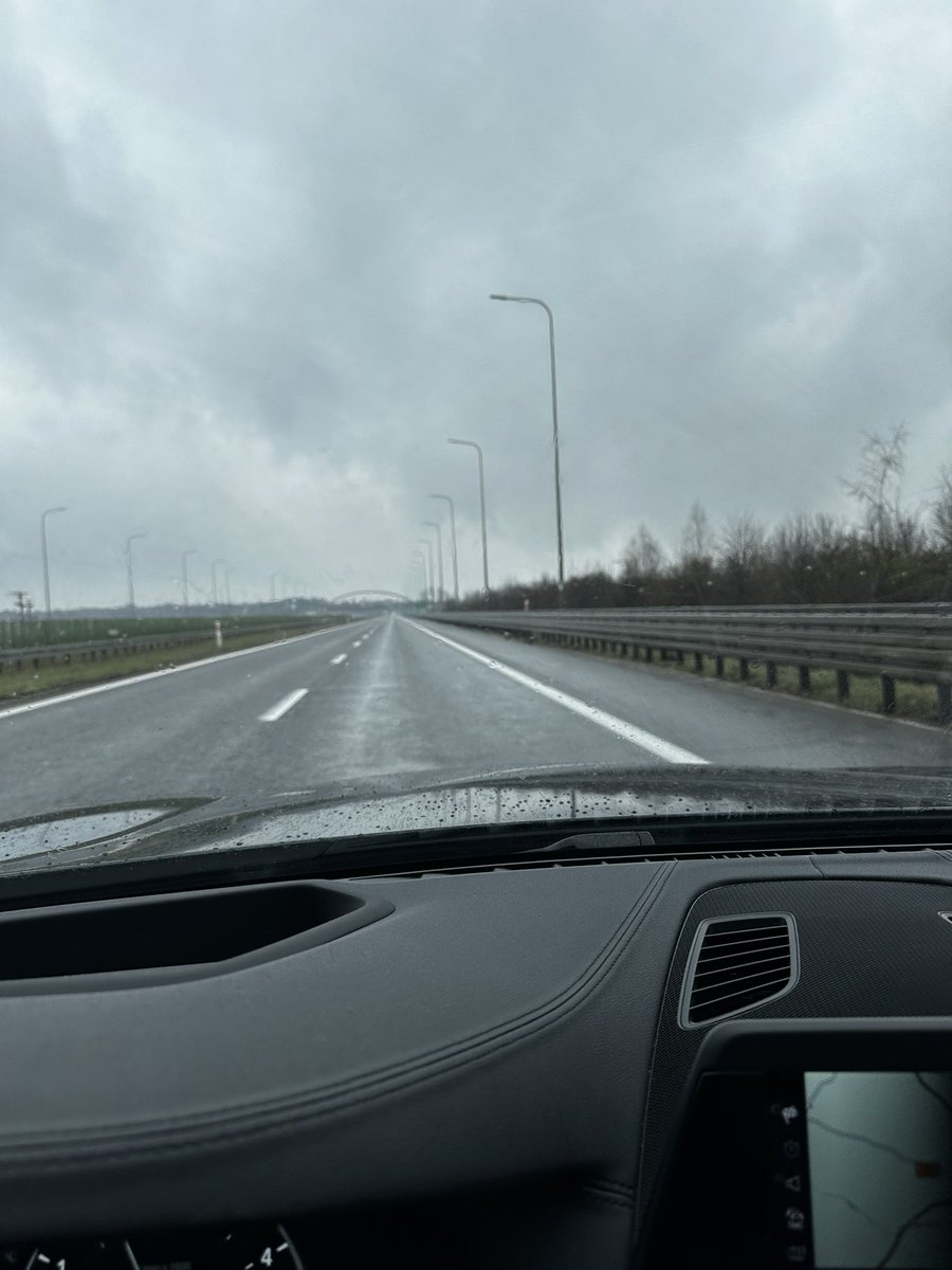 Krzysztof tweet media