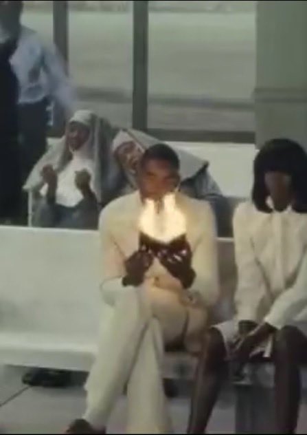 El Hombre tweet media