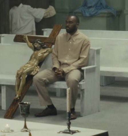 El Hombre tweet media