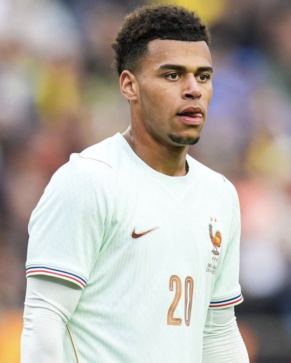 MegaPSG_'s tweet image. 🚨 Désiré Doué, Warren Zaïre-Emery et Lucas Hernandez titulaires avec les Bleus face à la Colombie ! 🇫🇷