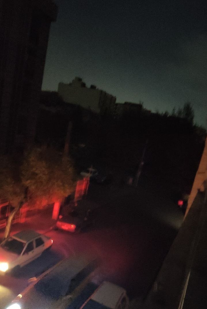 #UPDATE Iran says attacks on power infrastructure have caused outages in parts of Tehran and Alborz Province. https://t.co/iWQiPWEfiD https://t.co/qumV7gnwo9