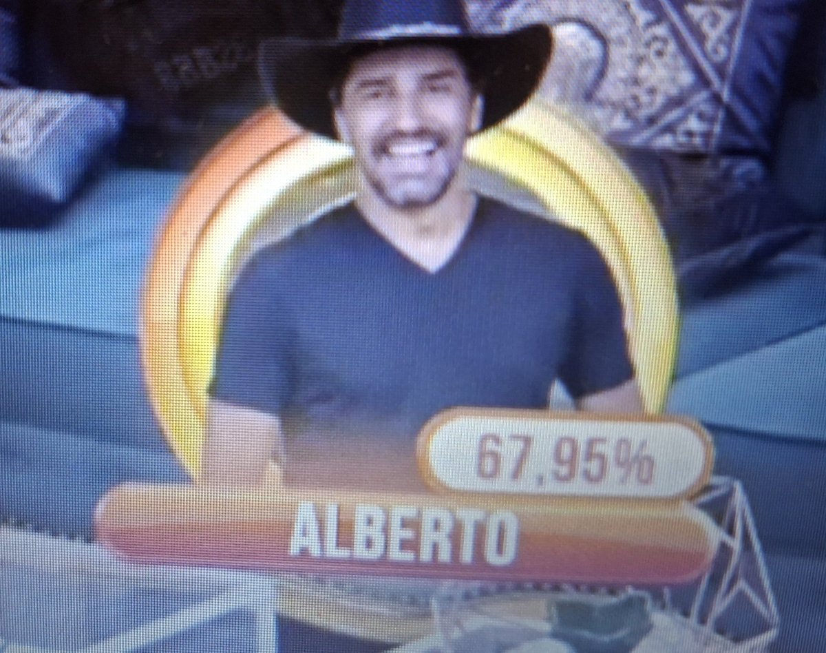 divindade tweet media