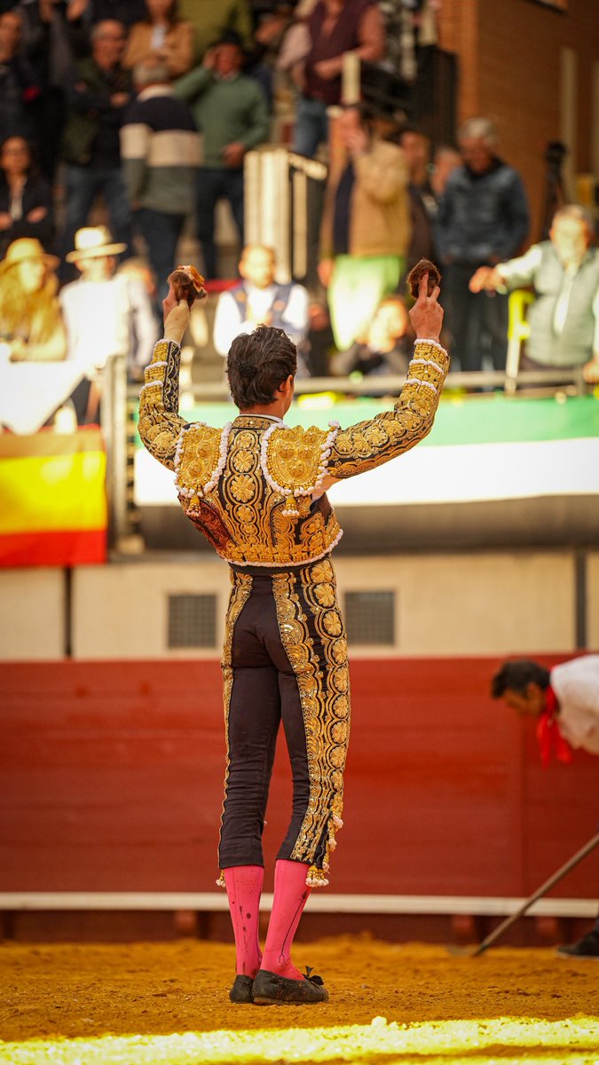 Andrés Roca Rey tweet media