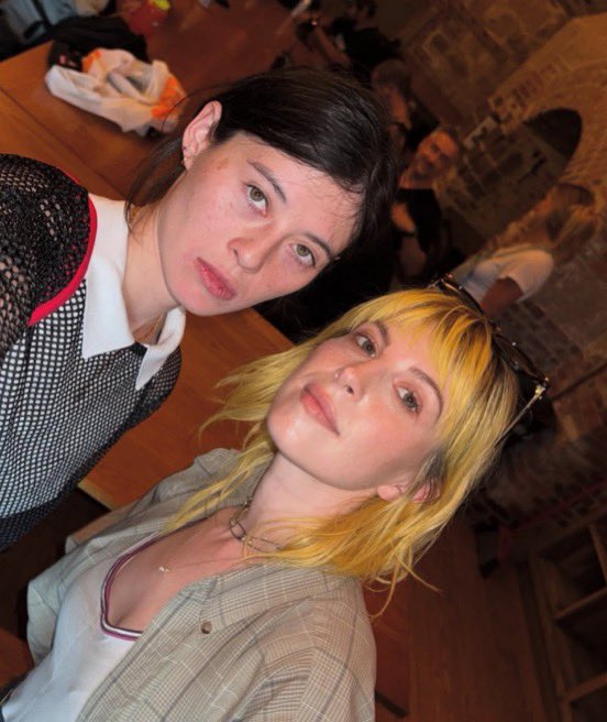 Whimsy Glum🧚‍♀️✨🤎🍂🕸️ tweet media