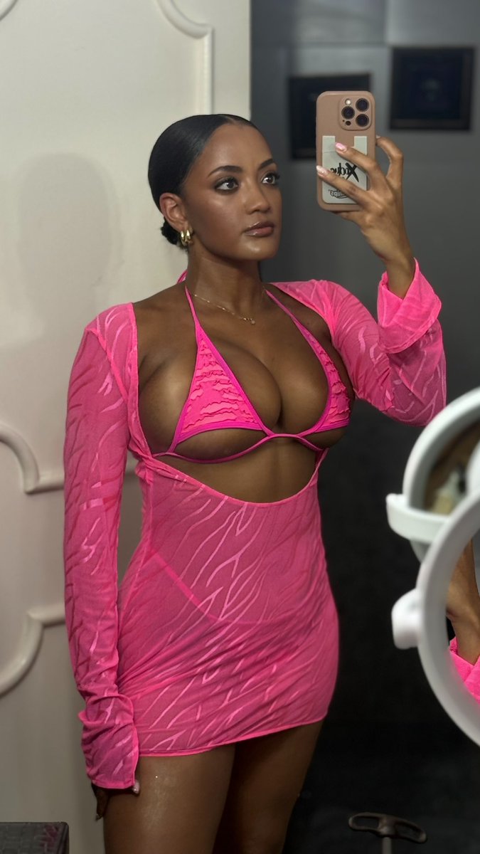 whappie (shenelle fan account) tweet media