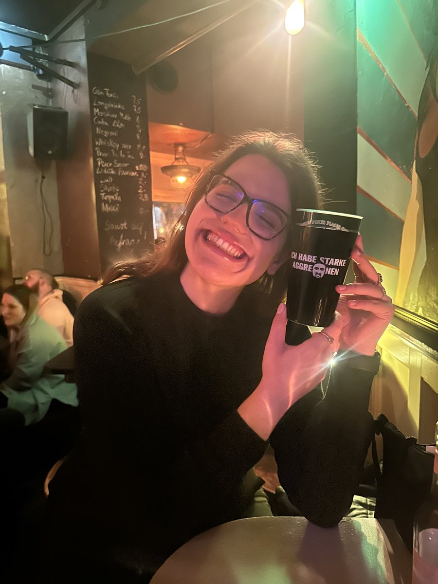 Mia Bubbles🦅 tweet media