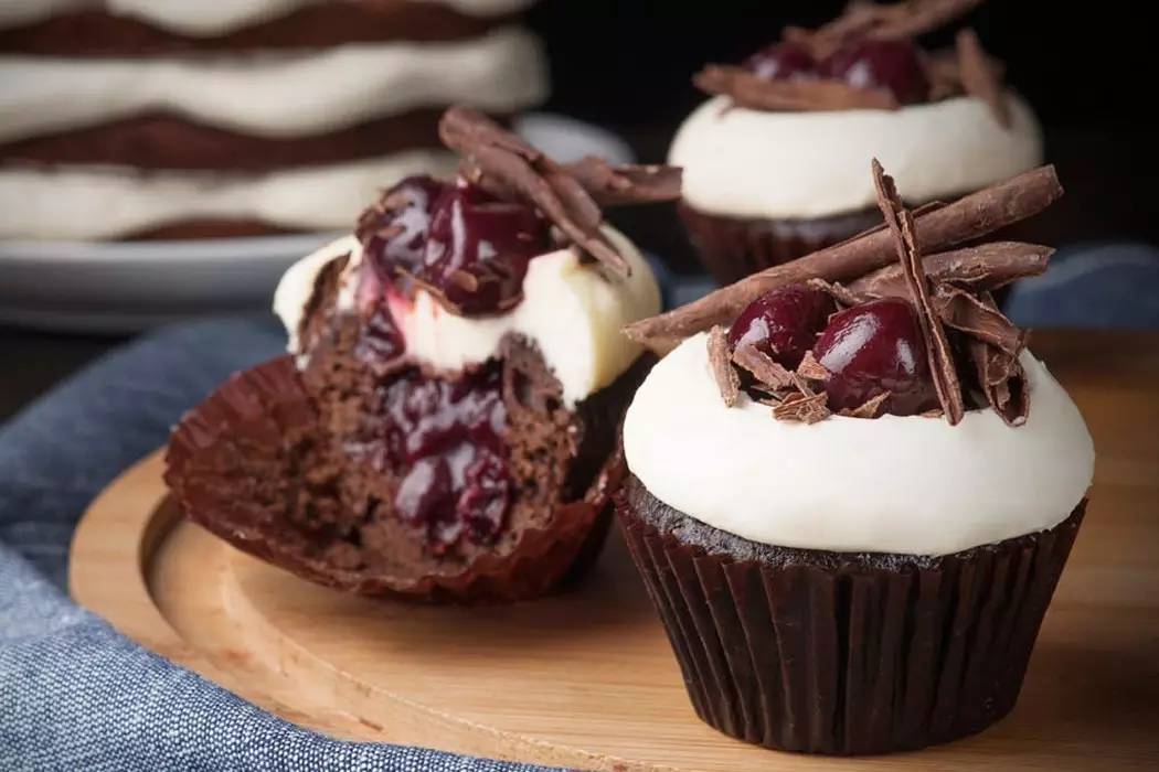 TheSubmarineCaptain tweet media