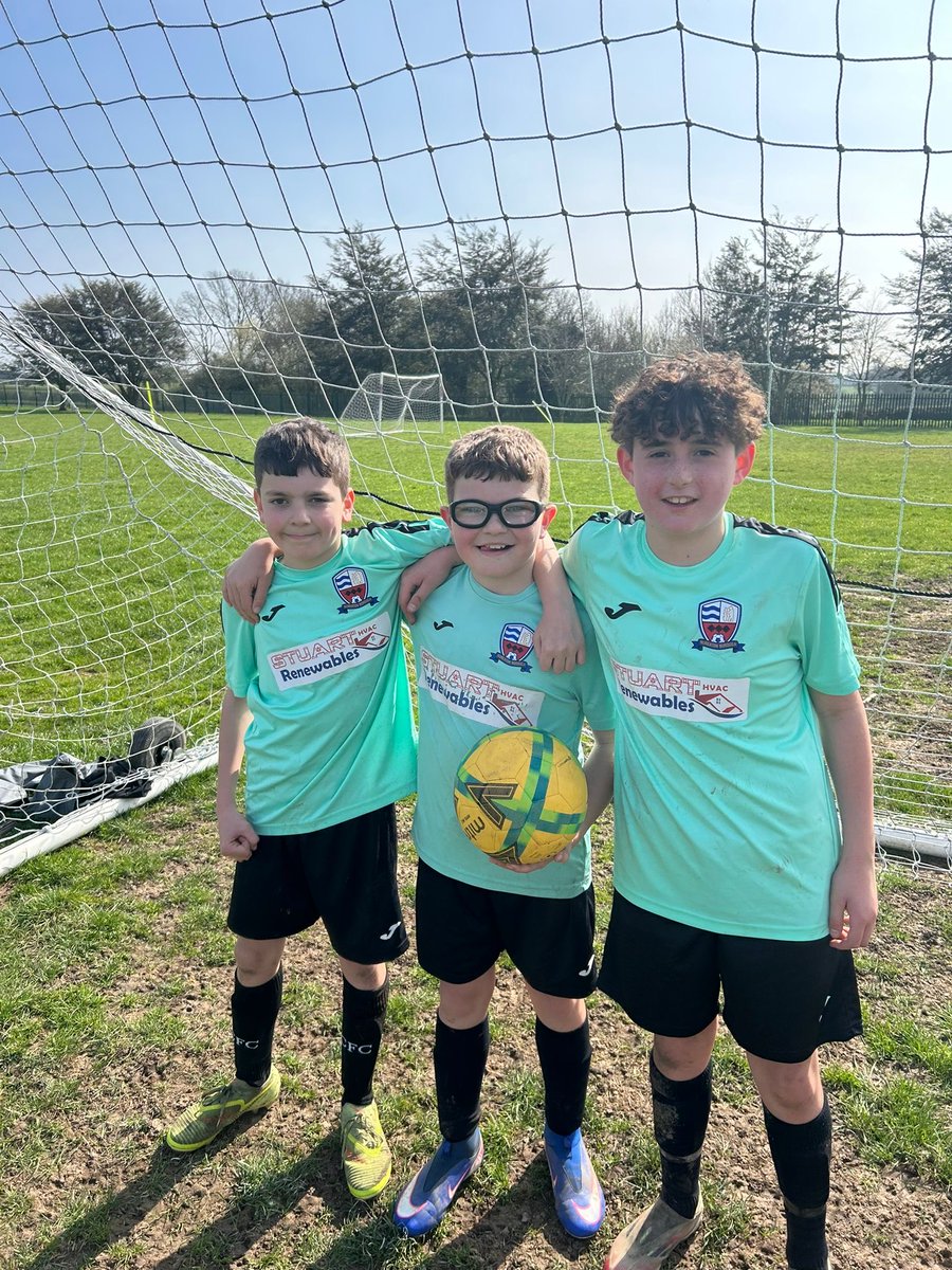 BoroughJfc's tweet photo. ⚽️💙 A 5-0 victory for the under 11 Blues sees them win 3 out of 3 in their cup group games so far 🤩Players of the match went to Oscar, Tom and Lucas 🏆 Some very impressive goals and some great teamwork ⚽️💙Keep it up boys! https://t.co/mTjFVNv8Pa