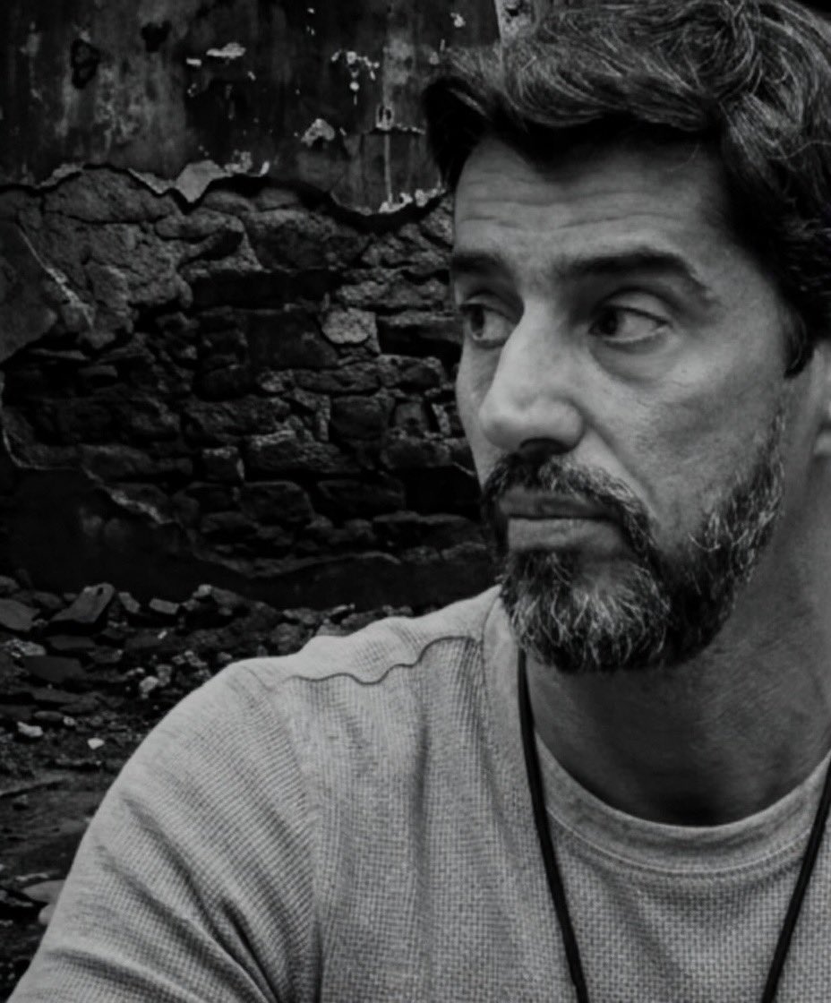 “tem que indicar quem sai, né?” RALA COWBOY