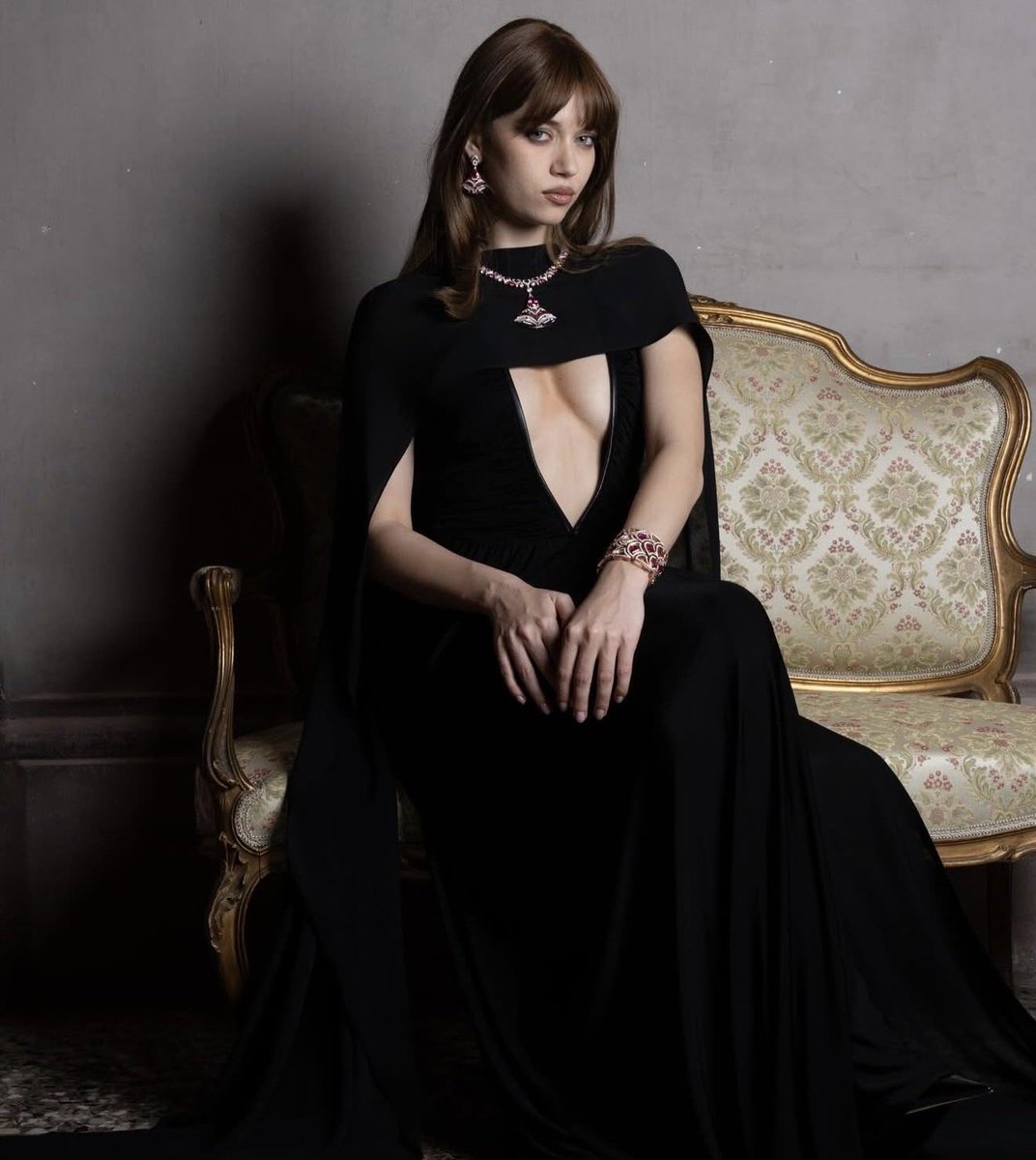 n𝘼N𝘼 tweet media