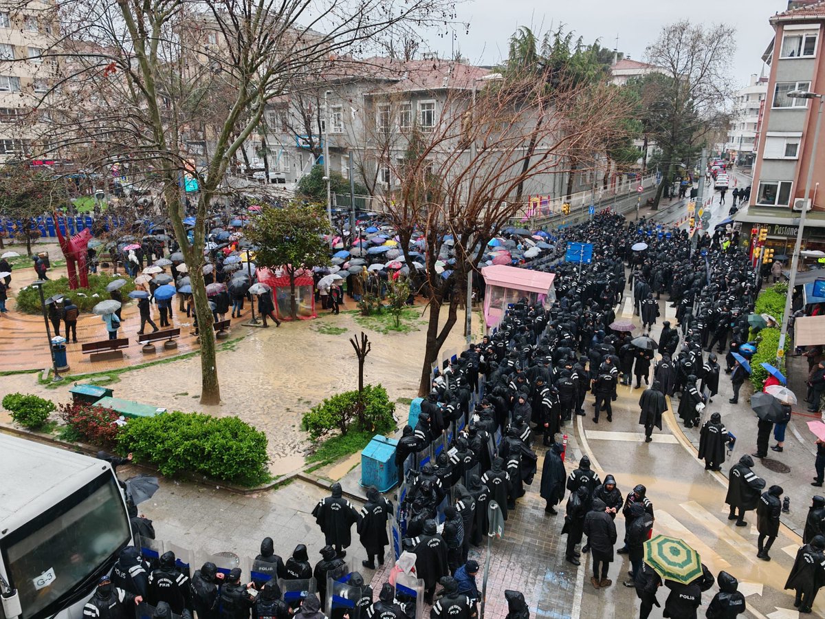 Demet Cengiz tweet media