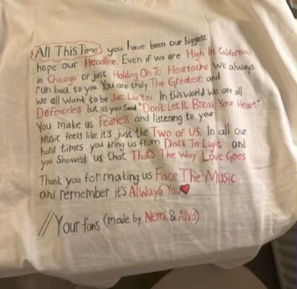 Louis Tomlinson Fan signs tweet media