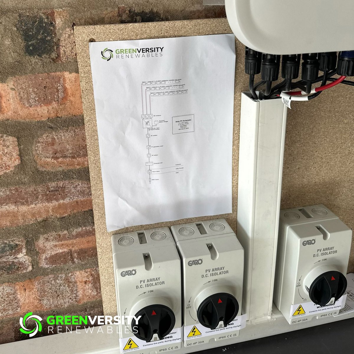 GreenVersity's tweet photo. CHECK OUT OUR FANTASTIC INSTALL!

A perfect install, finished off to our usual incredibly high standards.

https://t.co/k54q1CIa2d

#SolarInstallation #GoSolar #SolarPower #CleanEnergy #RenewableEnergy #SolarSolutions #SunPowered #SolarSetup #SolarSystems #SolarPanels https://t.co/G1F5pi10KL