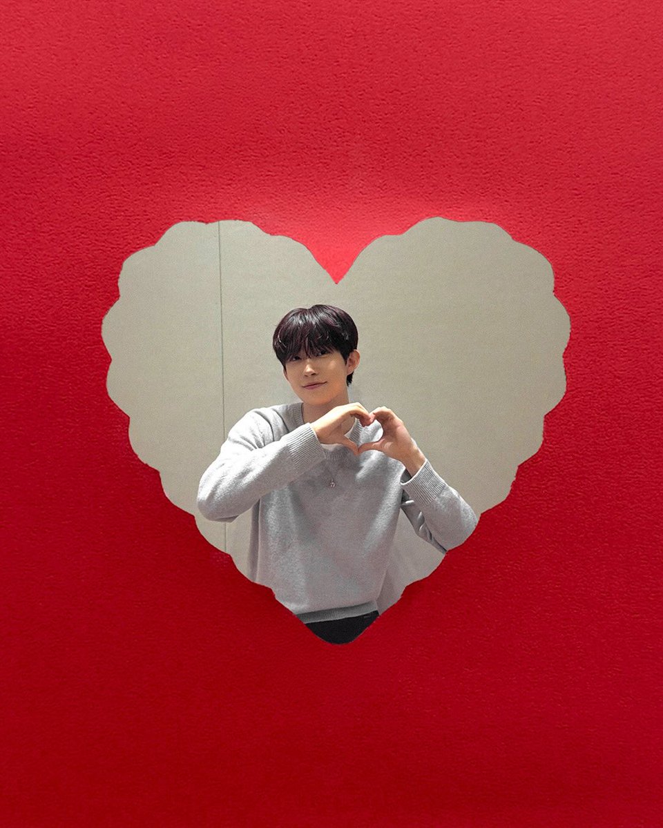 geonwoo. tweet media