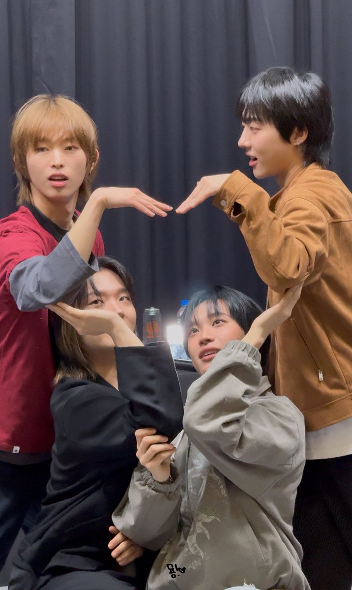 우리 드래곤포니 사랑해💗💗