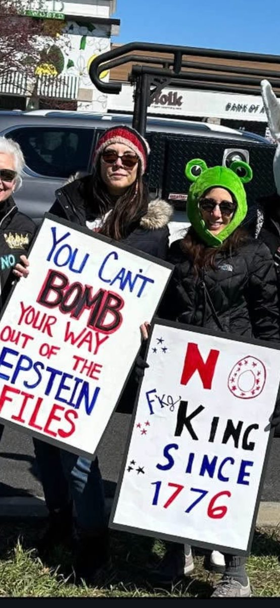 theParadox tweet media