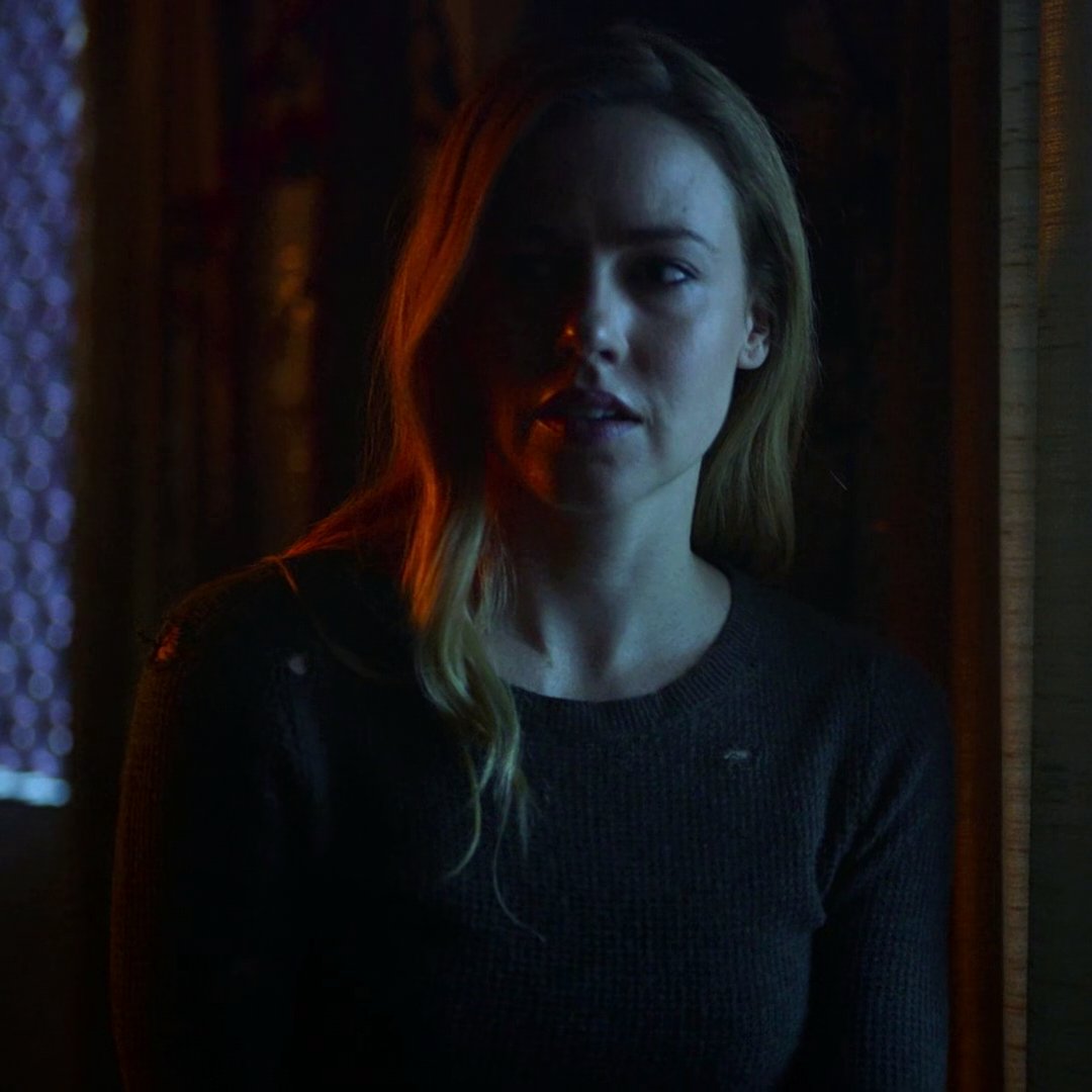 best of cassie railly tweet media