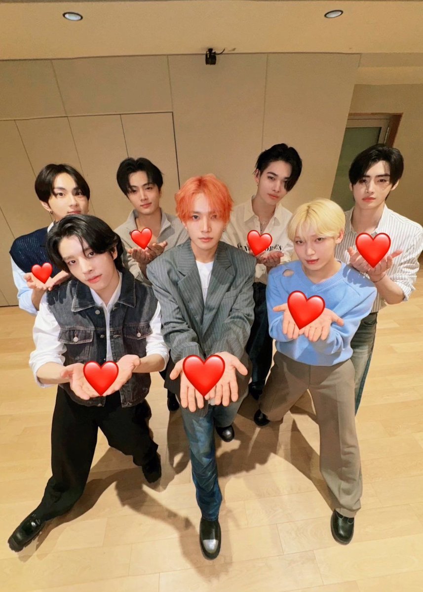 k ⋆.𐙚 ̊ sevEN- tweet media