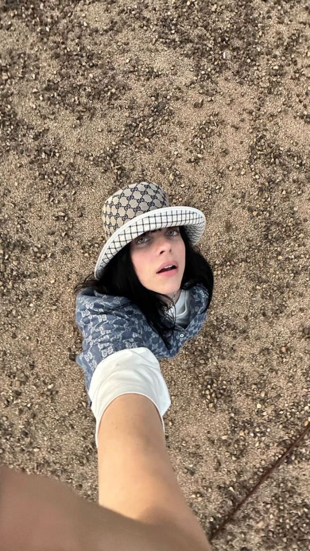 seline ★𑣿 tweet media