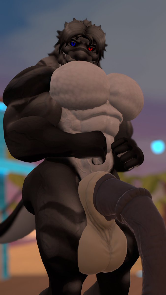 I hope you dont mind me flexing and growing as well

#Vrchat #Nsfw