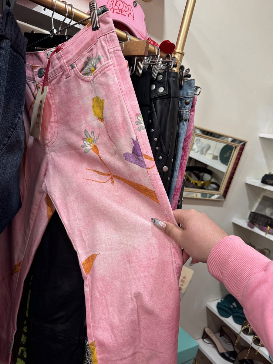 alex #celestarnation tweet media