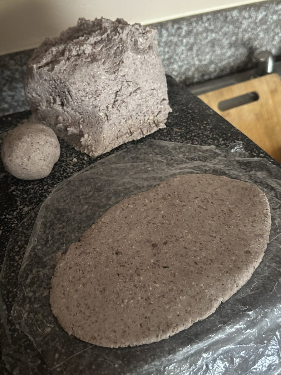 ❀ ❀ ❀ tweet media