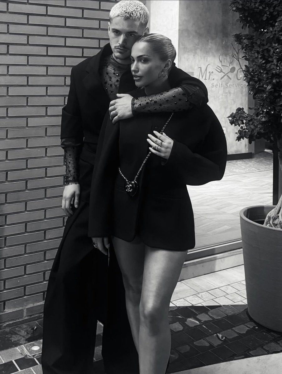 Elaaa✨ tweet media