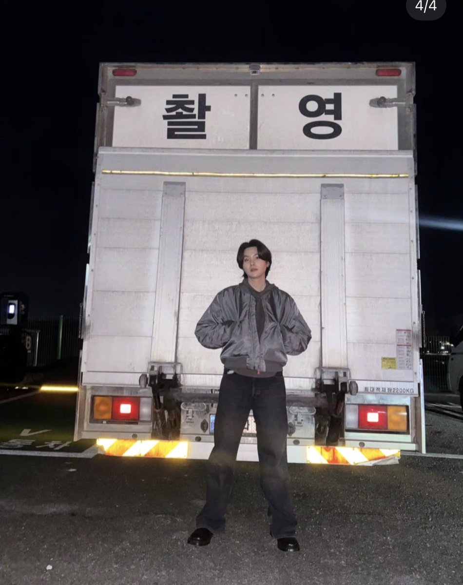 userk⁷ 🪭 tweet media