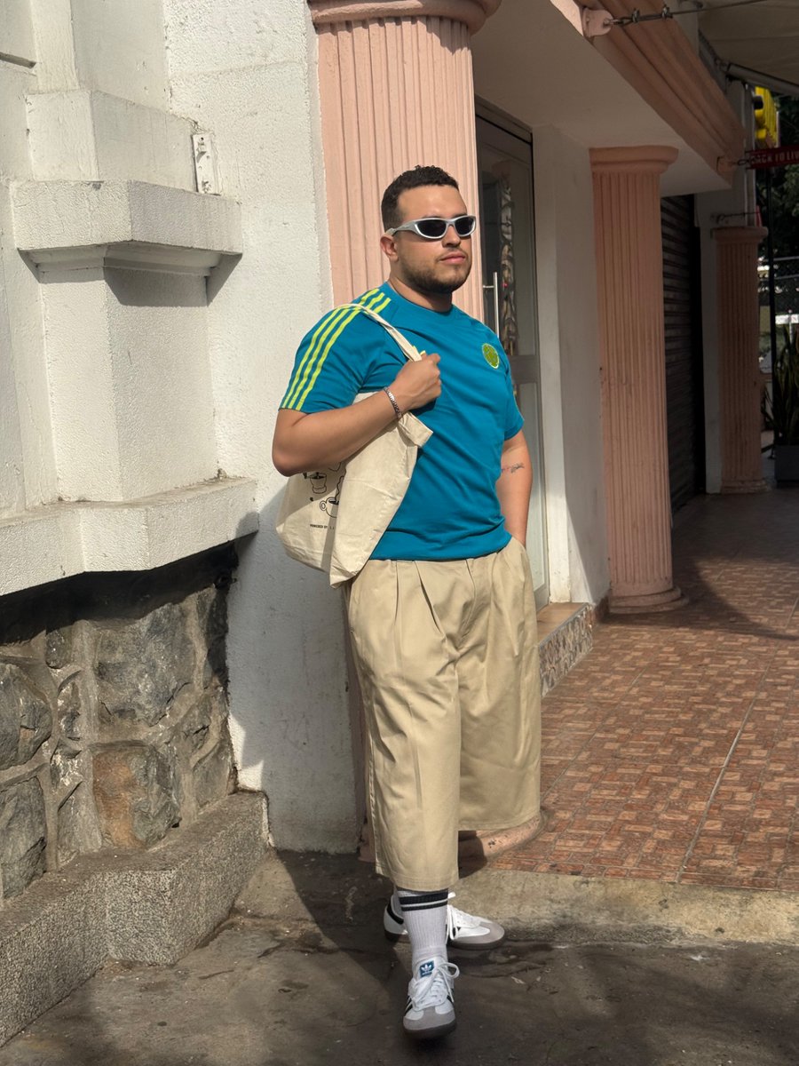 Un treinton más tweet media