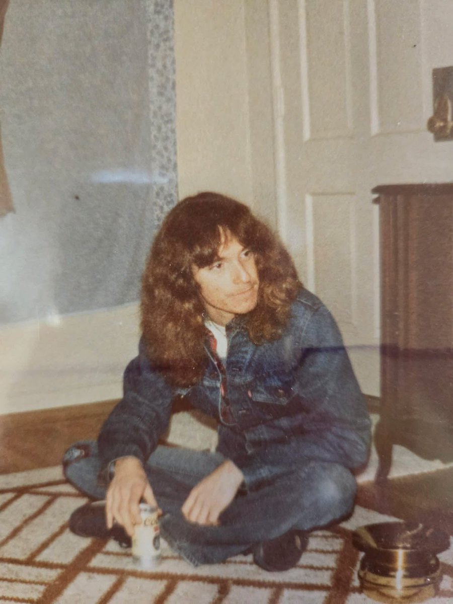 Doom Donut (Griffin) 🦈 tweet media