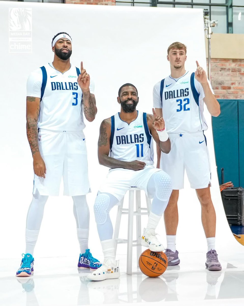 CurseMuse tweet media