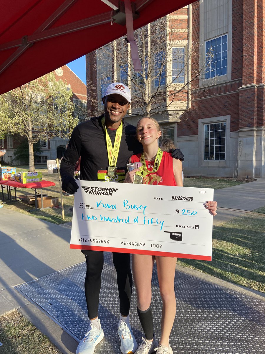 RedlandsXC's tweet photo. Big congratulations to Kara Busey for a 3rd place finish in the women’s 5K and taking home the $250 prize! 👏  #GoRedlandsCougs🐾 https://t.co/o4Ckx4zO4F