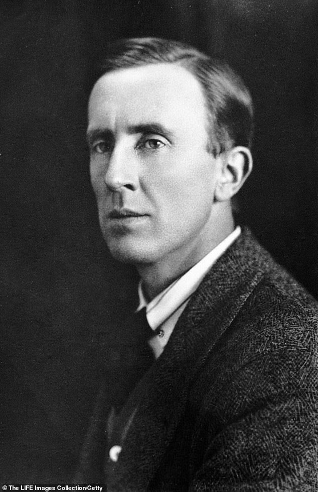 Fingolfin -King of the North- tweet media