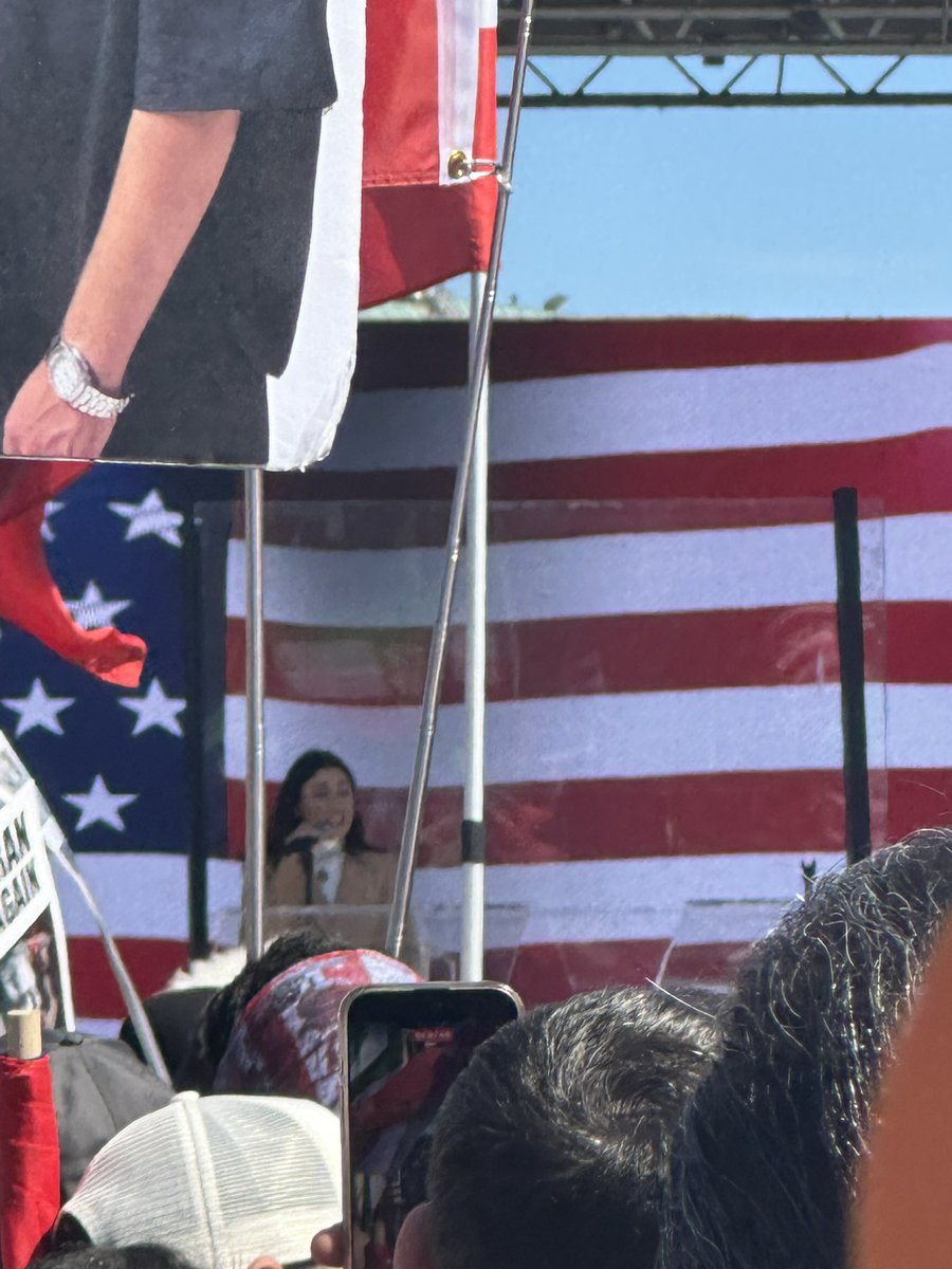 دکتر روزبه | Rouzbeh MD tweet media